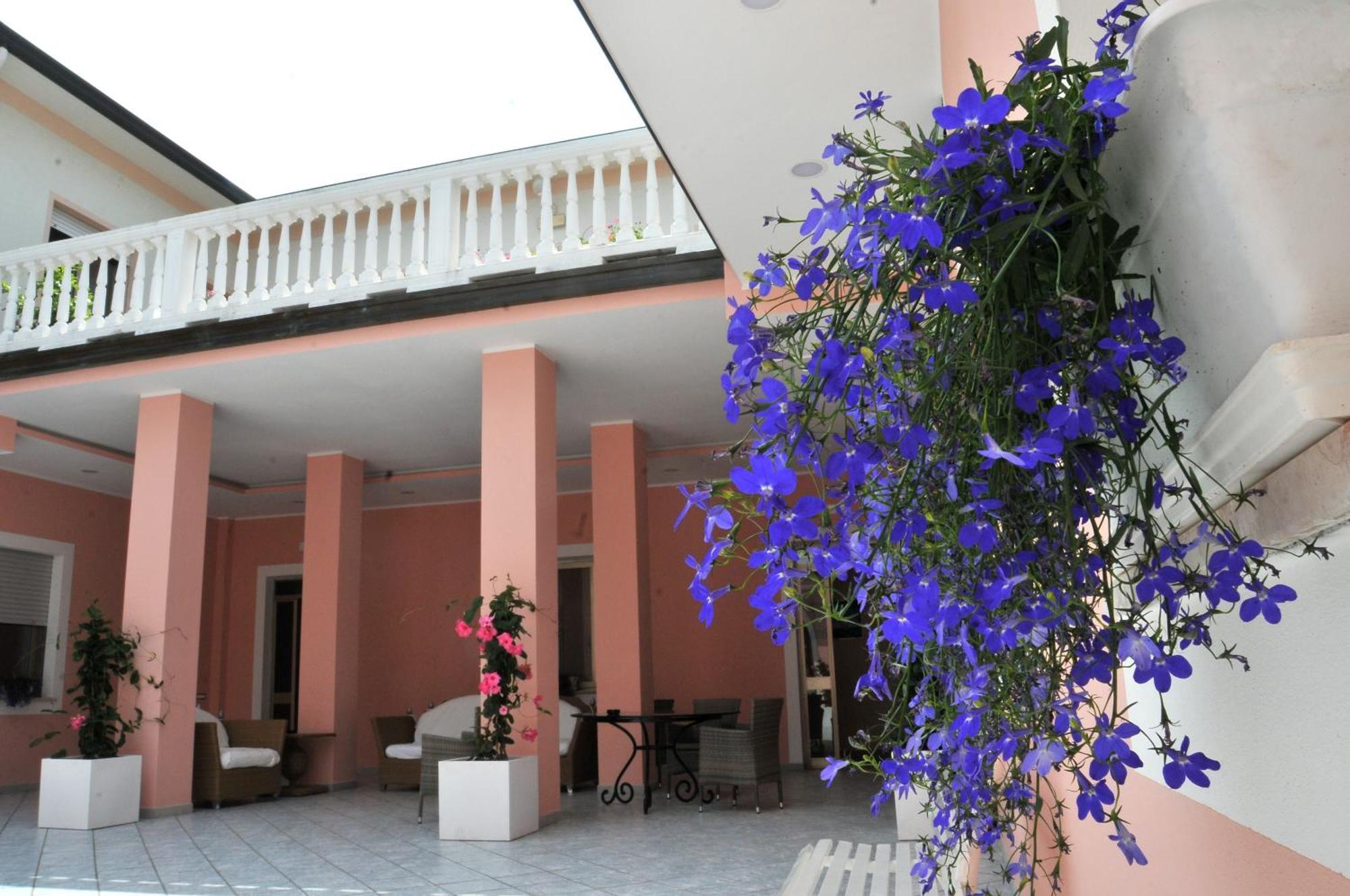 فندق Stella - Casa Per Ferie بيلاريا-إيجيا مارينا المظهر الخارجي الصورة